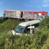 Mașină lovită de tren la Merișani