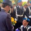 O polițistă din Italia și-a cerut în căsătorie iubita, și ea polițistă, în timpul depunerii jurământului