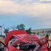 FOTO Accident cumplit între un camion și un autoturism: Șoferul din mașină nu a avut nicio șansă