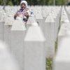 Mii de persoane au comemorat în Bosnia masacrul de la Srebrenica: Este cumplit când vine luna iulie