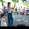 VIDEO: Ce pot învăța copiii la clubul de engleză organizat de Biblioteca Județeană Alba. O nouă întâlnire va fi în 16 iulie