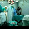 Un cunoscut chirurg a fost săltat pentru mită chiar în timpul unei operații. Acesta avea în buzunar 400 de euro, primiți de la o altă pacientă a Spitalului Colentina