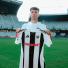 A convins în cantonament iar acum a semnat cu “U” Cluj. ,,Studenții” și-au întărit echipa cu un fundaș de 22 de ani