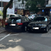 ,,Când e frate lângă frate Clujul se dă la o parte” - Doi șoferi ,,s-au întrecut” în parcări neinspirate pe o stradă din Cluj-Napoca - FOTO