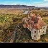 Cum ar fi putut arăta un superb castel din Cluj, dacă nu era lăsat în paragină. Azi îi putem privi doar „rănile” - FOTO