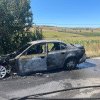O mașină a fost făcută scrum în Cluj. Pompierii au intervenit de urgență