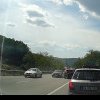 Un MERCEDES joacă RULETĂ RUSEASCĂ pe o șosea din Cluj! Te dai la o parte dacă ții la viață ! VIDEO