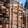 Amendat pentru că transporta mai mult lemn decât era înscris în acte