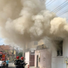 Incendiu în Cluj-Napoca. O casă de pe strada Romulus Vuia a luat foc/Pompierii intervin de urgență FOTO